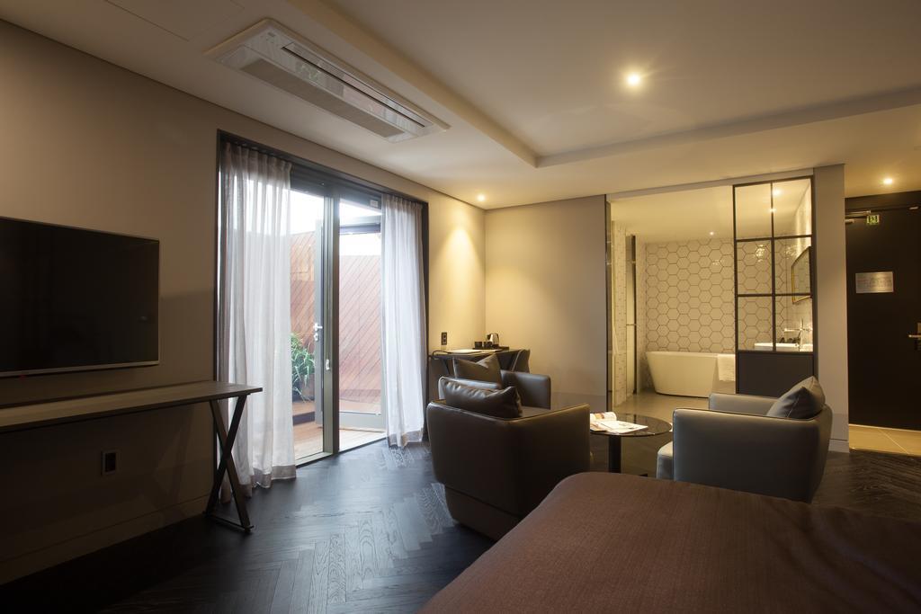 Hotel Gaden Suwon Exterior photo